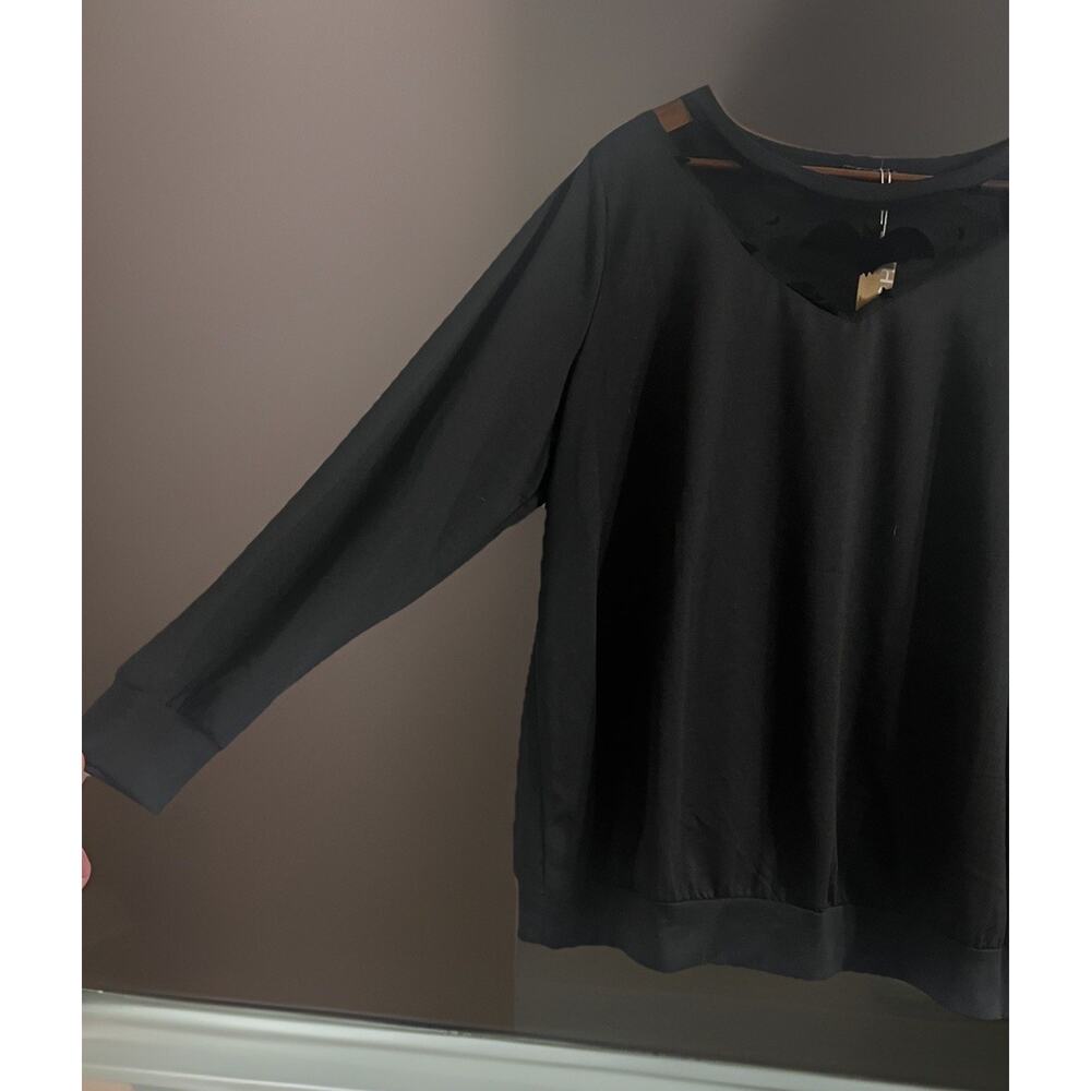 Sold - Picture 3 of 8